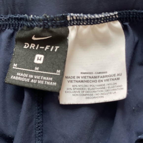 Nike Bliss Women 23" Training Crops M Navy Blue - Picture 4 of 7